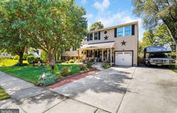 36 MANCHESTER Avenue, MARLTON, NJ 08053