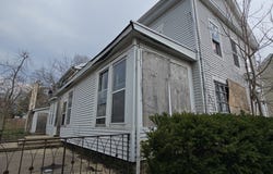 212 S Tryon Street, Woodstock, IL 60098