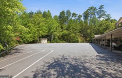 300 Ginger Creek, Clayton, GA 30525