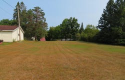 ON RAILROAD ST, Rhinelander, WI 54501