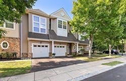 5 Ocean Breeze Court, Manahawkin, NJ 08050