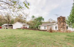 5423 S 226th Road, Pleasant Hope, MO 65725