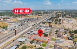 2102 N Flores Drive, Palmview, TX 78572