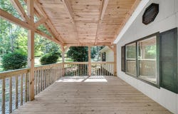 521 Creekside Drive, Mountain Rest, SC 29664
