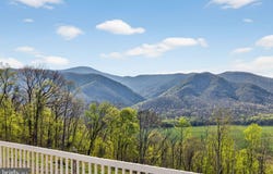 355 CLAN ALPINE Way, GLASGOW, VA 24555