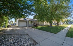 1205 Pasque Cirlce, Yankton, SD 57078
