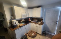 3042 NW 95th Ter, Miami, FL 33147