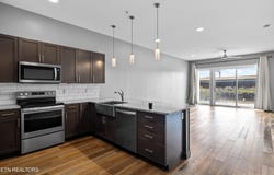333 W Depot Ave, Knoxville, TN 37917
