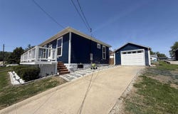 307 E Orchard, Centerville, IA 52544-0000
