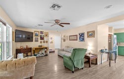 1004 Baumgarten St, Schulenburg, TX 78956