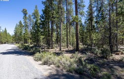 15489 RAINBOW Ct, LaPine, OR 97739