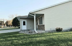 560 Golls Drive, Garner, IA 50438