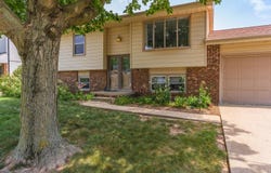 304 S Evergreen Lane, Bloomington, IL 61704