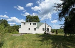 6053 vt 100 Road, Hyde Park, VT 05655