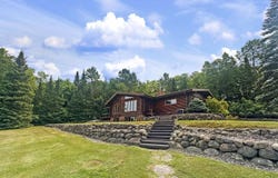 189 E Park Drive, Iron River, MI 49935