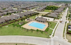 1940 Tomahawk Trail, Aubrey, TX 76227