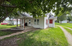 837 S 15Th Street, Centerville, IA 52544