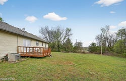 101 Stonegate Drive, Carterville, MO 64835