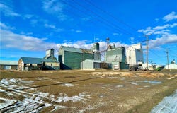 120 4th Avenue SE, Conrad, MT 59425