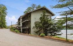 883 Weirs Boulevard, Laconia, NH 03246