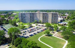 6340 Americana Drive, Willowbrook, IL 60527