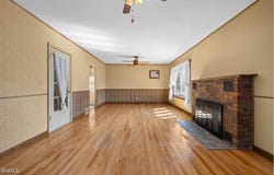 2202 University Avenue, Williston, ND 58801