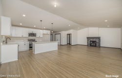 6810 W CONSTANTINE Ln, Rathdrum, ID 83858