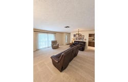 1731 COCO PALM Circle, SUN CITY CENTER, FL 33573