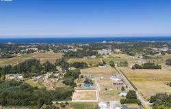 Highland, Bandon, OR 97411