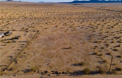 4 Sunflower Road, Joshua Tree, CA 92252