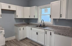 758 English Ave, Marshall, MO 65340