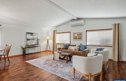 1401 W Ellendale #1 Av, Dallas, OR 97338