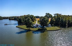 585 White Hall Drive, Montross, VA 22520