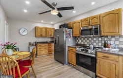 321 N 3RD Street, OAKLAND, MD 21550