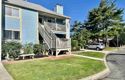 150 W Cedar Ave, Somers Point, NJ 08244