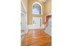 853 Edgar Lane, Brunswick, OH 44212