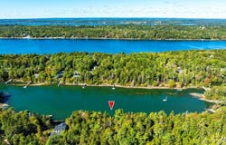 68 Tuttle Drive, Harpswell, ME 04079