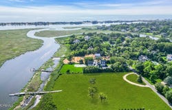 3 Black Point Horseshoe, Rumson, NJ 07760