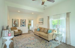 110 14th St, Apalachicola, FL 32320
