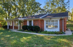 1142 Harry Wise Road, Lawrenceburg, KY 40342