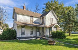 410 E Railroad Ave, IA 50066