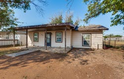 310 SE 3rd St, Andrews, TX 79714