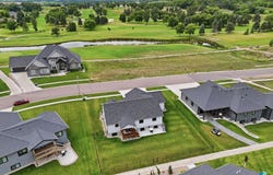 1014 Tee Off Trl, Dell Rapids, SD 57022-2136