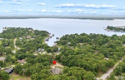 109 Enchanted Drive, Enchanted Oaks, TX 75156