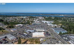 1385 NEWMARK Ave, CoosBay, OR 97420
