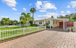 550 80TH Avenue, ST PETE BEACH, FL 33706