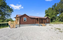 573 Hackleshin Road, Peebles, OH 45660