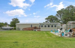 2410 RIDGE RD, CHINCOTEAGUE, VA 23336