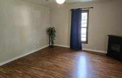 830 S Park Avenue, Aurora, MO 65605