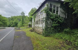 KY 66/Hendron Hill, Arjay, KY 40902